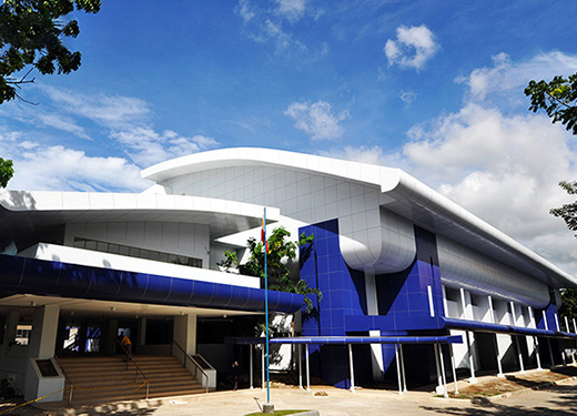 โรงยิมของมหาวิทยาลัยวิทยาศาสตร์และเทคโนโลยีมินดาเนา ประเทศฟิลิปปินส์
